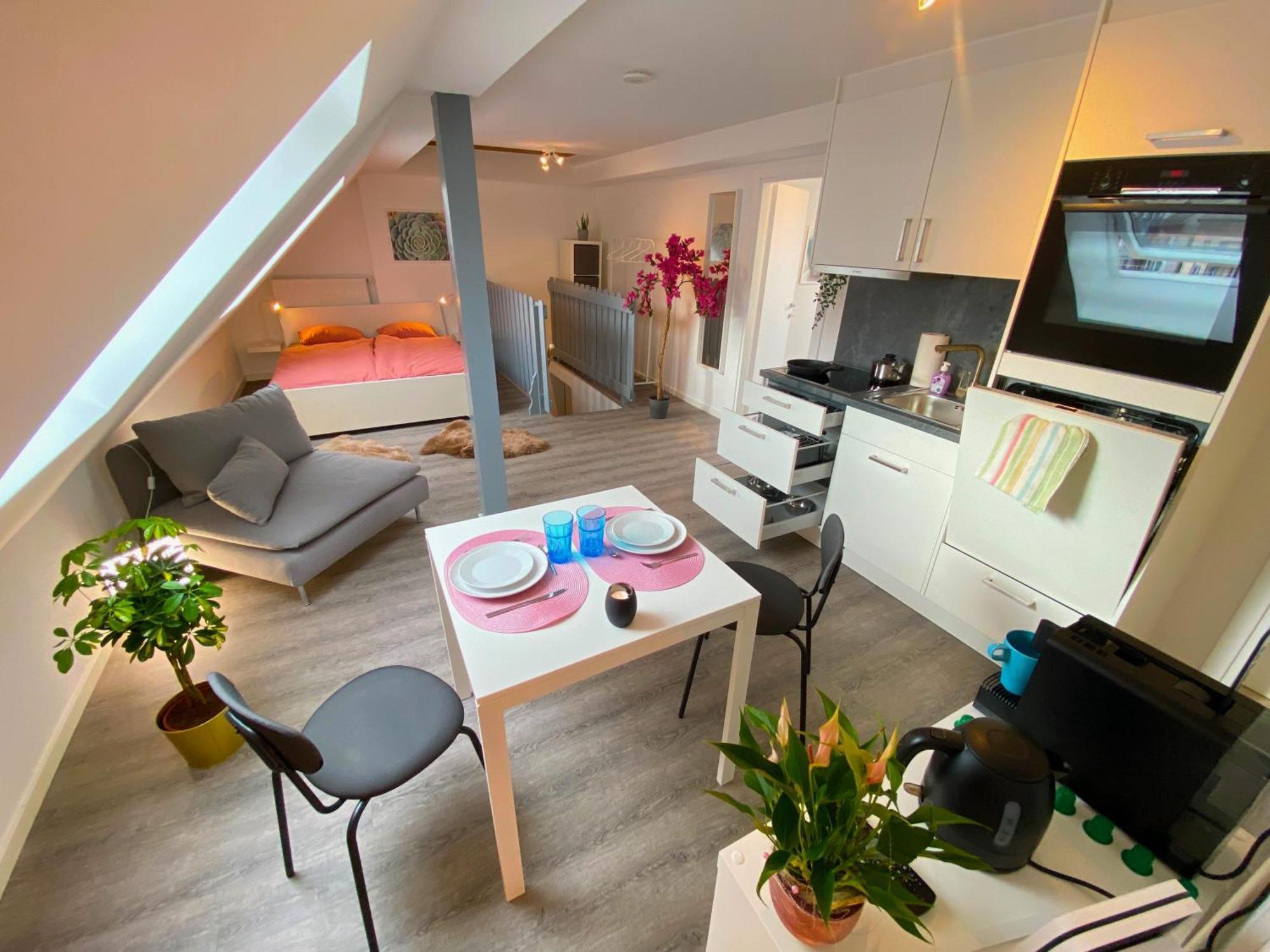 Ruhige, Neue Dachwohnung An Altstadt, Naehe Messe St. Gallen Luaran gambar